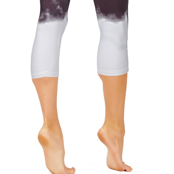 Capri Ombre Leggings - Picture 4 of 7